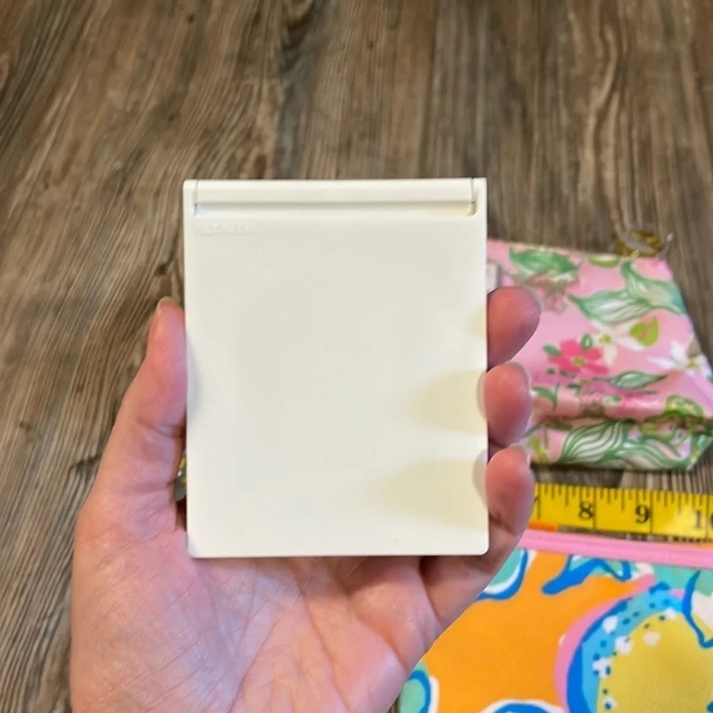 NEW Lilly Pulitzer & Estee Mirror and Makeup Bags